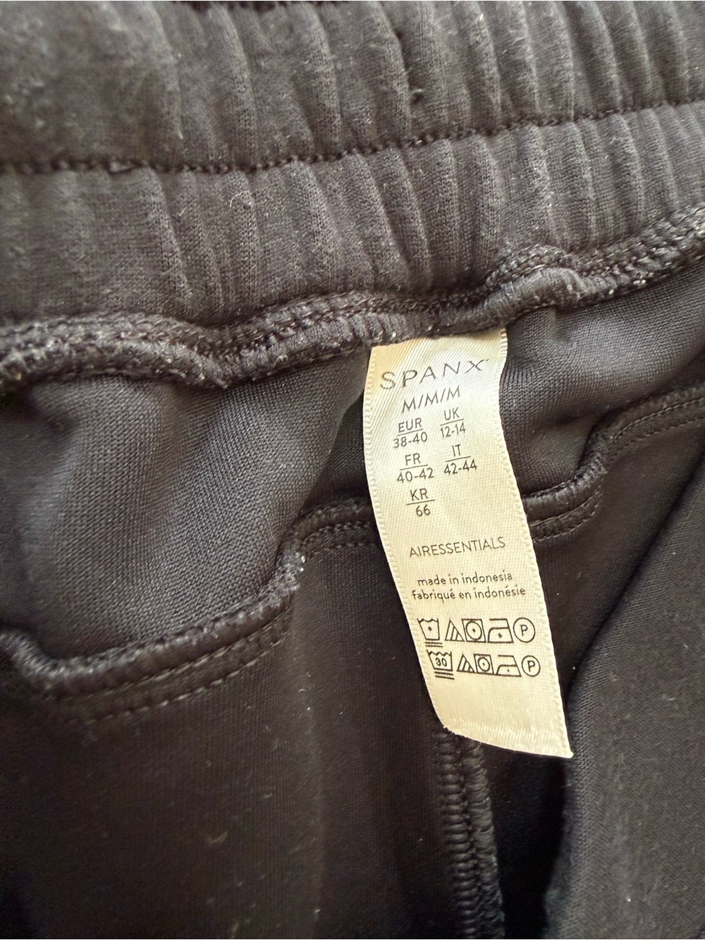 SPANX AirEssentials Wide Leg Pants Black Medium Pull On Travel Lounge - Picture 4 of 4